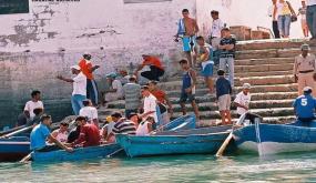 “عودة القوارب الباساخير: مطلب ساكنة العرائش والقصر الكبير”