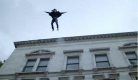 شابة ترم..ي بنفسها من الطابق الثاني بحي العرفان في سطات.. والأسباب تُحَيّر الأهل والسلطات