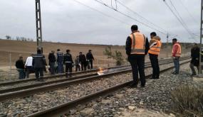 سطات: الع…ثور على شخص ج..ثة هامدة بجانب السكة الحديدية في ظروف غامضة