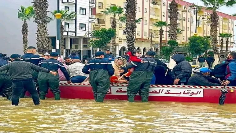 ارتفاع منسوب وادي اللوكوس يدفع السلطات إلى إجلاء سكان بالقصر الكبير