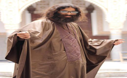 عبد العزيز گودالي.. فنان شامل يرسّخ حضوره بين الموسيقى والمسرح بإبداع متجدد