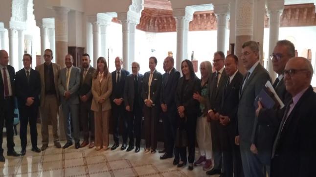 الجامعة المغربية لحقوق المستهلك توقع شراكة مع مؤسسة الوسيط البنكي لتعزيز الثقافة البنكية
