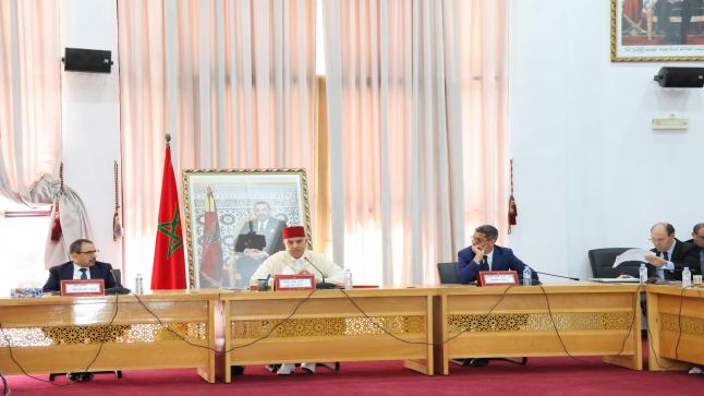 السيد محمد الزهر، عامل عمالة إنزكان أيت ملول يشيد بعمال النظافة ويدعو إلى تعبئة شاملة لتدبير القطاع خلال عيد الأضحى المبارك