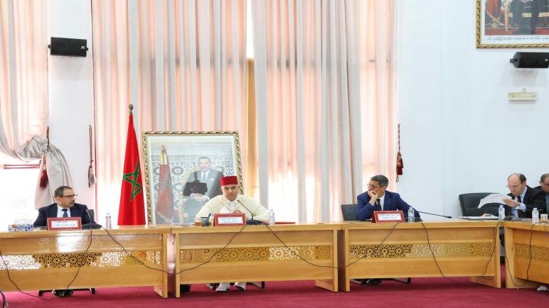 السيد محمد الزهر، عامل عمالة إنزكان أيت ملول يشيد بعمال النظافة ويدعو إلى تعبئة شاملة لتدبير القطاع خلال عيد الأضحى المبارك