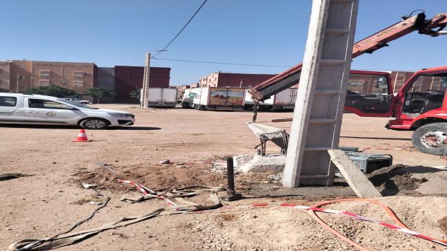 أيت ملول :تدخل لإصلاح عمود كهربائي مهدد بالانهيار بحي الفتح يحمي الساكنة من الخطر