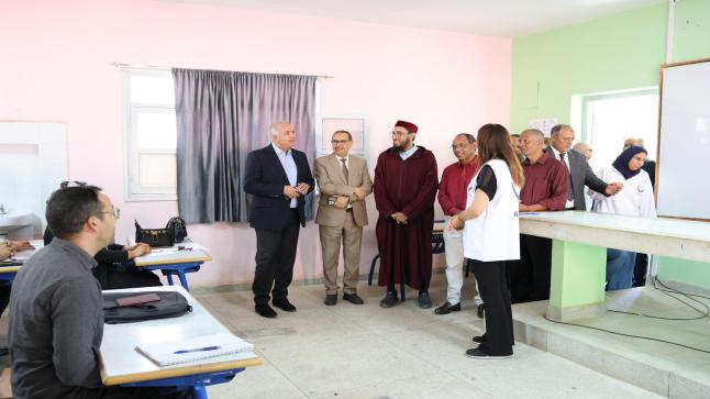 السيد محمد الزهر، عامل عمالة إنزكان أيت ملول يشرف على إطلاق حملة تحسيسية ووقائية لتعزيز الصحة النفسية والعقلية لدى التلاميذ