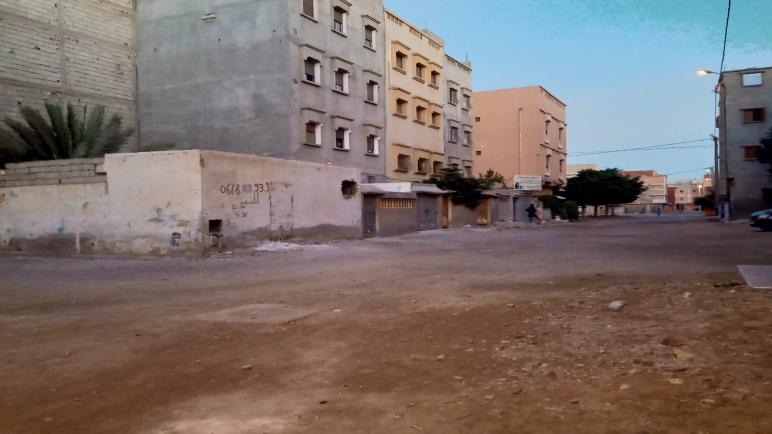 توزيع الرسوم العقارية الفردية الخاصة ب 1562 منزل علىأسر الشهداء والمفقودين وأسرى الصحراء المغربية بأيت ملول