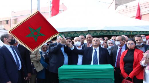 الدشيرة الجهادية:عامل عمالة انزكان أيت ملول يترأس تدشينات واعطاء انطلاق مشاريع تنموية بمناسبة عيد الاستقلال.