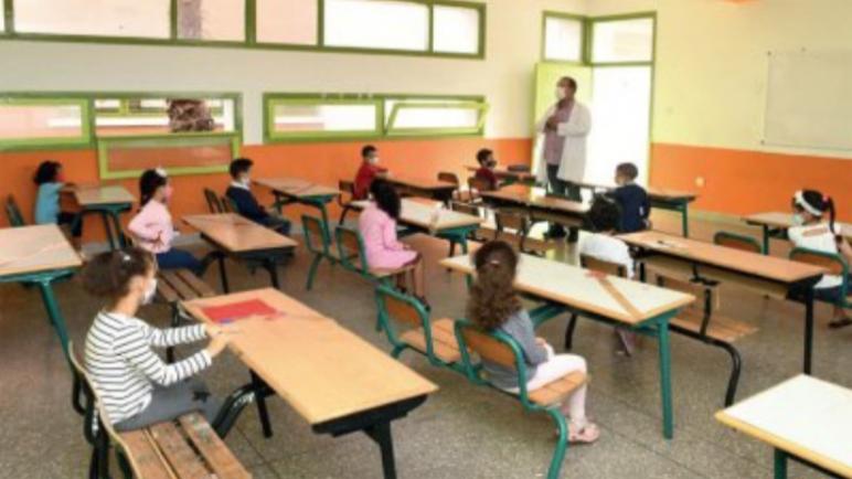 غياب مواد التعقيم بالمؤسسات التعليمية بالبيضاء يثير غضب الأباء