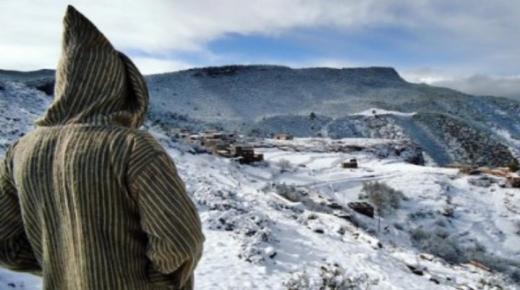 أجواء باردة بالمرتفعات وسماء غائمة