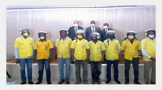 هبة مغربية قوامها ألف خوذة معتمدة لفائدة سائقي الدراجات النارية في بنين