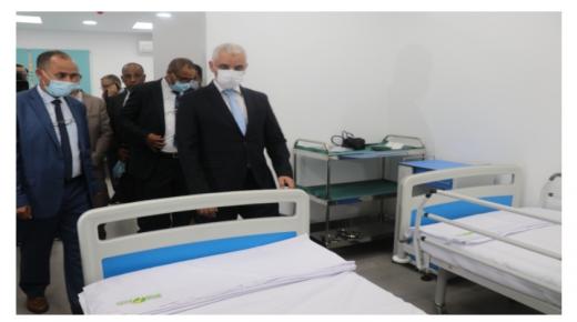 وزير الصحة ووالي الجهة يتفقدان المركز المرجعي للرصد المبكر لسرطان الثدي وعنق الرحم ببني ملال