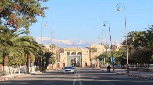 مواطنون ومواطنات بتارودانت يصدرون بيان استنكاري بعد منع مسيرتهم الإحتجاجية من طرف القوات العمومية