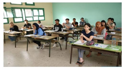 بمعدل 19,44، التلميذ زيد لحروسي من المديرية الإقليمية عين الشق يحصل على أعلى معدل عام على المستوى الوطني