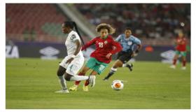 المنتخب المغربي يفوز على نظيره السينغالي ( 1-0 ) و ينتزع صدارة المجموعة الأولى