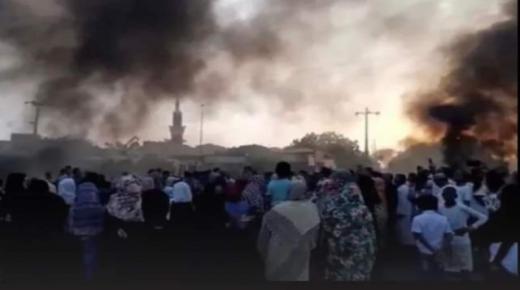 ارتفاع حصيلة ضحايا النزاع بالسودان الى أكثر من 400 قتيل و3500 مصاب