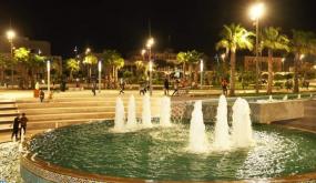 الساحات العمومية بالعيون، ملاذ الباحثين عن الاستجمام والترويح عن النفس