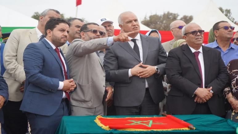 تنمية الشوارع والإنارة العمومية تشرق في القليعة بالتزامن مع الذكرى 27 لعيد العرش المجيد
