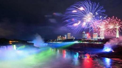 شلالات نياغارا تحتفي بعلم المغرب في عيد العرش