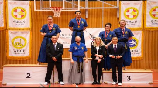 بطل مغربي يحقق ذهبية وبرونزية في بطولة سويسرا المفتوحة للهيدونك كومدو