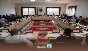 بعد نقاش مستفيض: المصادقة على حافلة لنقل الشباب وتعديل جبائي خلال الدورة الاستثنائية لمجلس القليعة