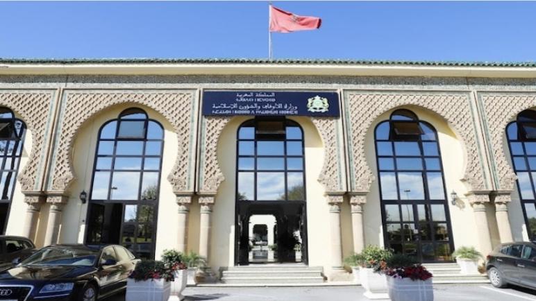 مساجد مهترئة وصوامع مهددة بالانهيار… ووزارة الأوقاف تتنصل من مسؤولياتها