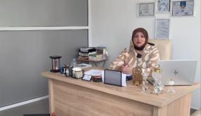 الدكتورة هاجر الرهوني… صوت نسائي وازن في مجال الاستشارة النفسية