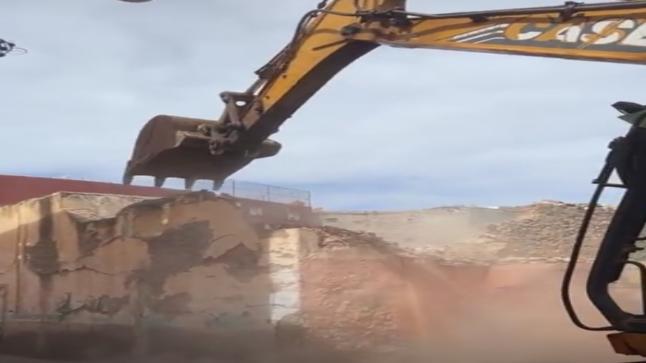 السلطات المحلية بالدشيرة الجهادية تباشر هدم البنايات الآيلة للسقوط وسط ارتياح الساكنة