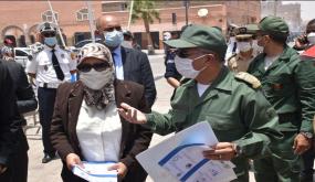 حملة تحسيسية بتطبيق “وقايتنا” في السمارة