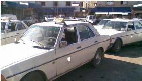 من المسؤول عن فوضى سيارات الأجرة باكادير(سياقة بدون رخصة الثقة)؟