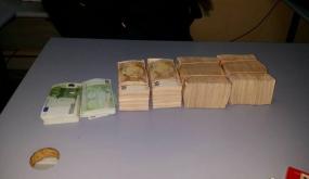 جمارك “بني أنصار” تحبط تهريب 32 ألف يورو