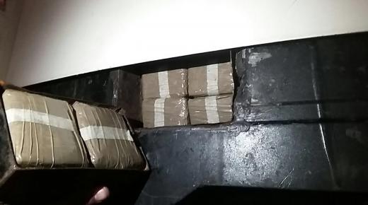 الأمن يتصدى لتهريب “الشيرا” بميناء بني أنصار