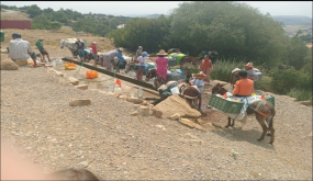 خلف كل مهرجان ساكنة تعاني العطش وغياب الطرق