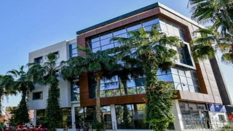 دار الفنون “أكوت عبد الهادي” بالدشيرة الجهادية:مرفق عمومي مُعطَّل… وتدبير خارج النفوذ وإقصاء للجمعيات المحلية