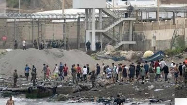 بعد سقوط ضحايا في حادثة الهجرة الجماعية… لماذا التزمت الحكومة الصمت؟