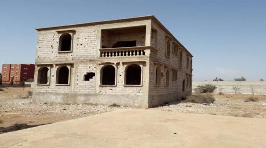 بناية مهجورة تتير غضب ساكنة المزار بايت ملول.