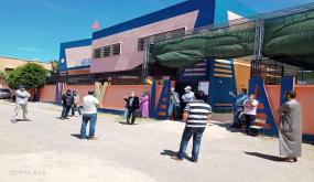 اباء وأولياء تلاميذ إحدى المؤسسات التعليمية الخاصة بايت ملول تنظم وقفة احتجاجية..