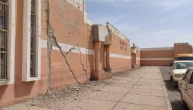 أشغال تقوية جدران السوق البلدي بأيت ملول دون الإعلان مسبقا عن بداية الأشغال