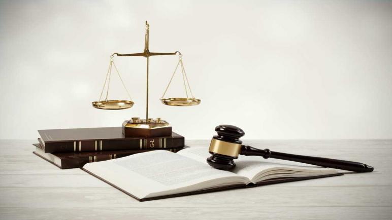 اكادير :قضاة ومحامون يناقشون المحاكمة العادلة بالمغرب في ظل عشر سنوات من نفاذ دستور 2011
