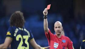 البطاقة الحمراء لمن يسعل متعمدا في الملعب
